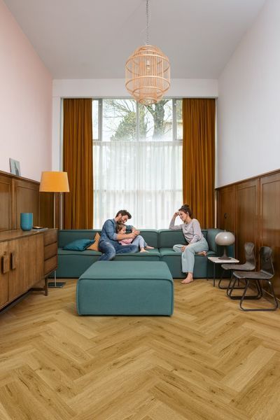 Вініл QUICK STEP Ciro Дуб ботанічний копчений AVHBU40363 фото &mdash; Магазин дверей SuperDveri